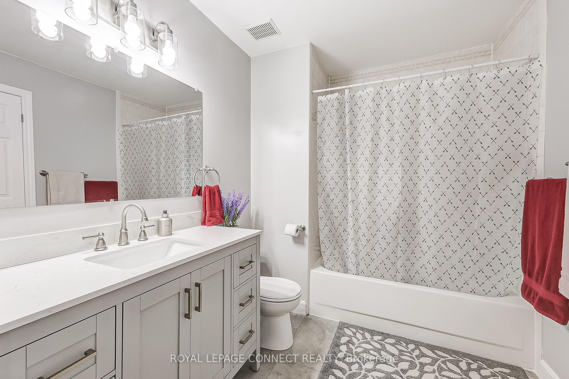 Photo 29 of 85 Brownstone Crescent, Clarington, Courtice — HOMEH