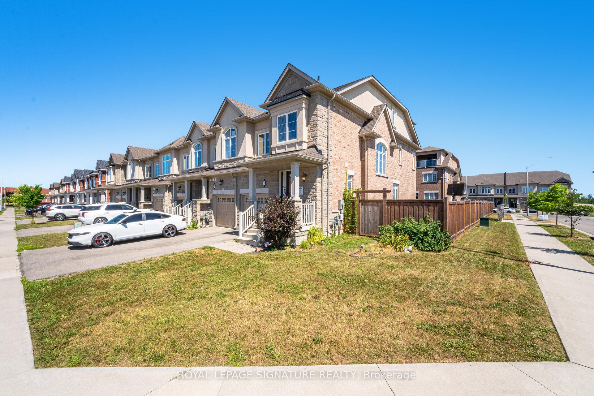 Photo 2 of 39 Talence Drive, Hamilton, Stoney Creek Mountain — HOMEH