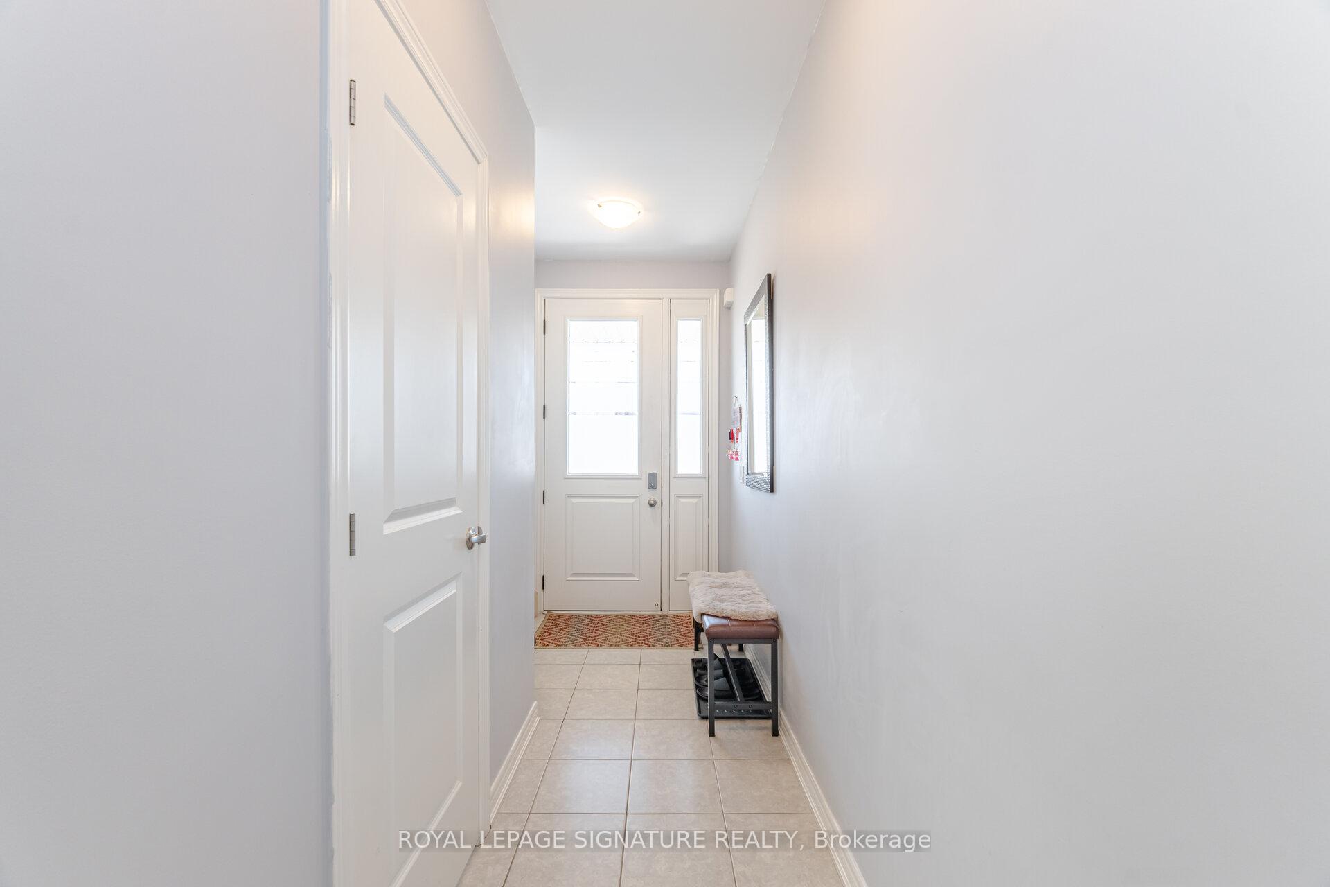 Photo 4 of 39 Talence Drive, Hamilton, Stoney Creek Mountain — HOMEH