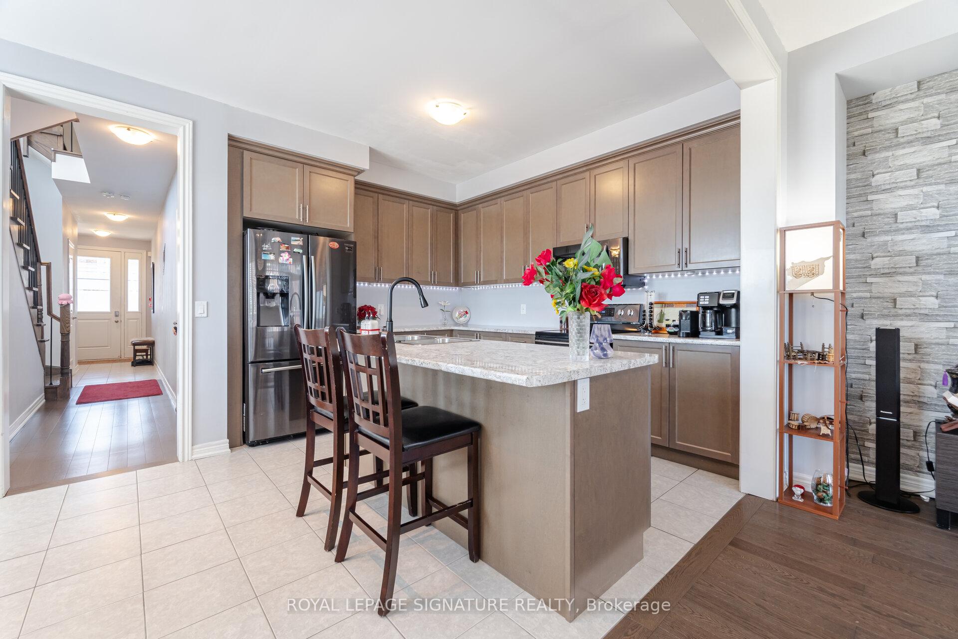 Photo 9 of 39 Talence Drive, Hamilton, Stoney Creek Mountain — HOMEH
