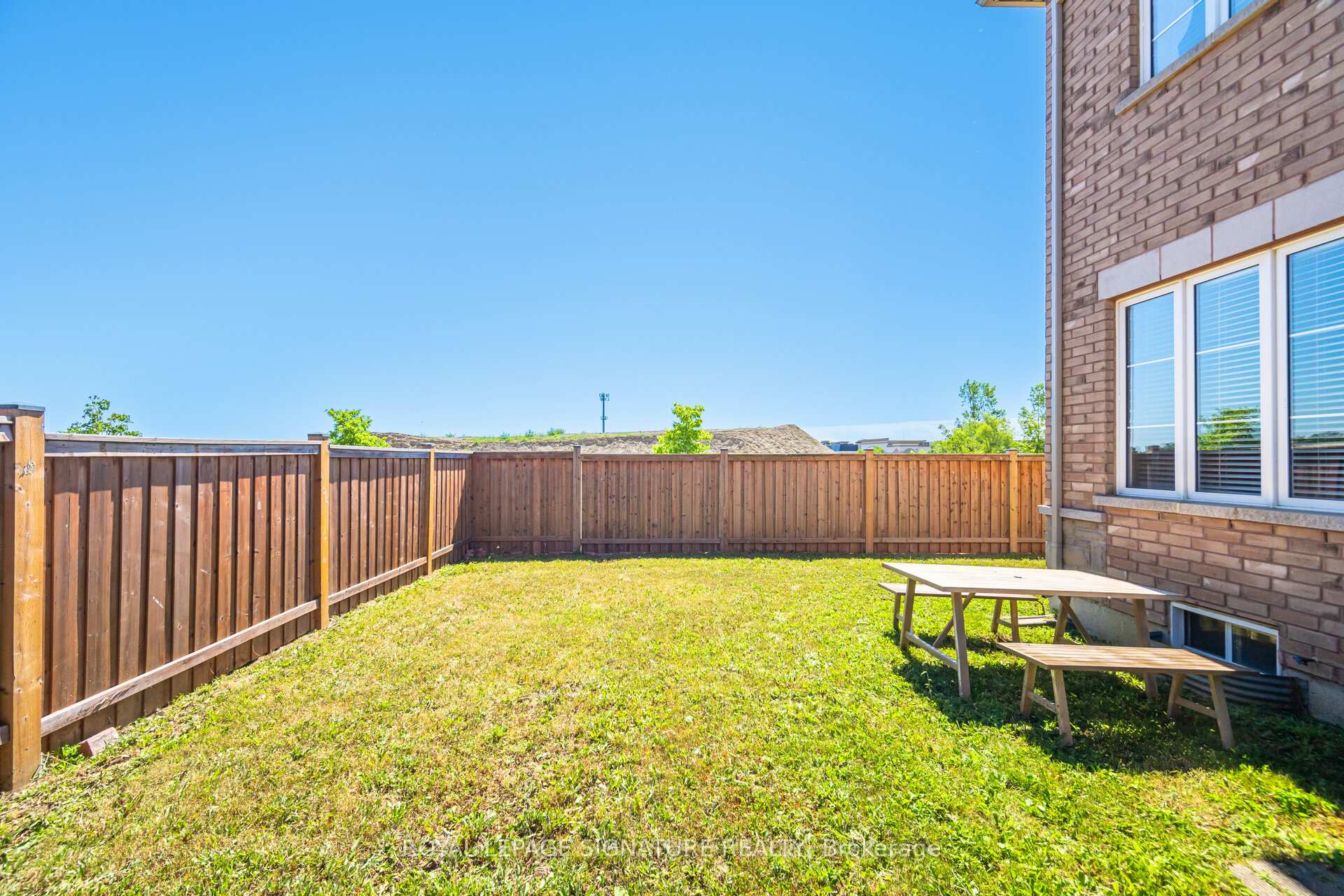 Photo 40 of 39 Talence Drive, Hamilton, Stoney Creek Mountain — HOMEH