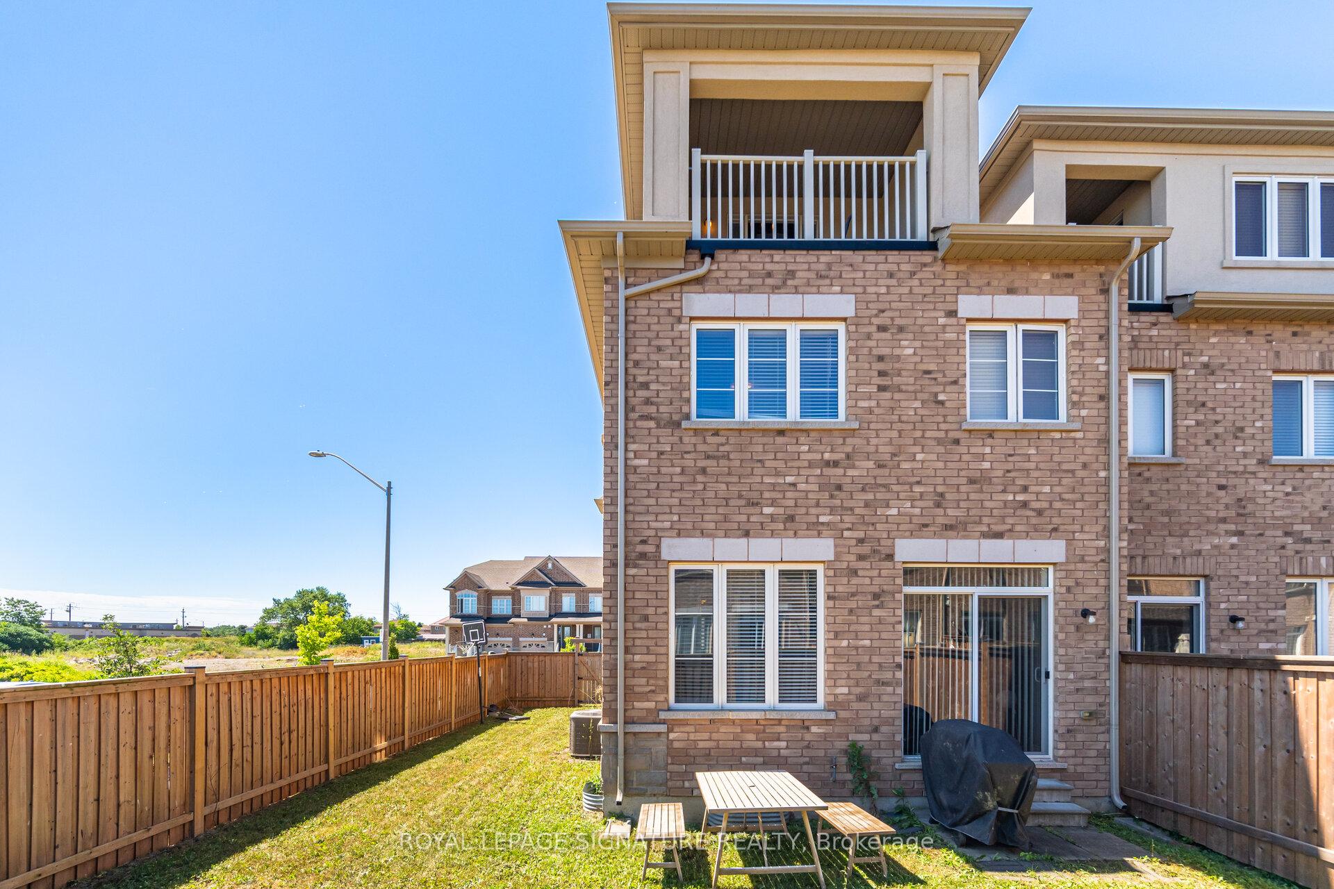 Photo 41 of 39 Talence Drive, Hamilton, Stoney Creek Mountain — HOMEH