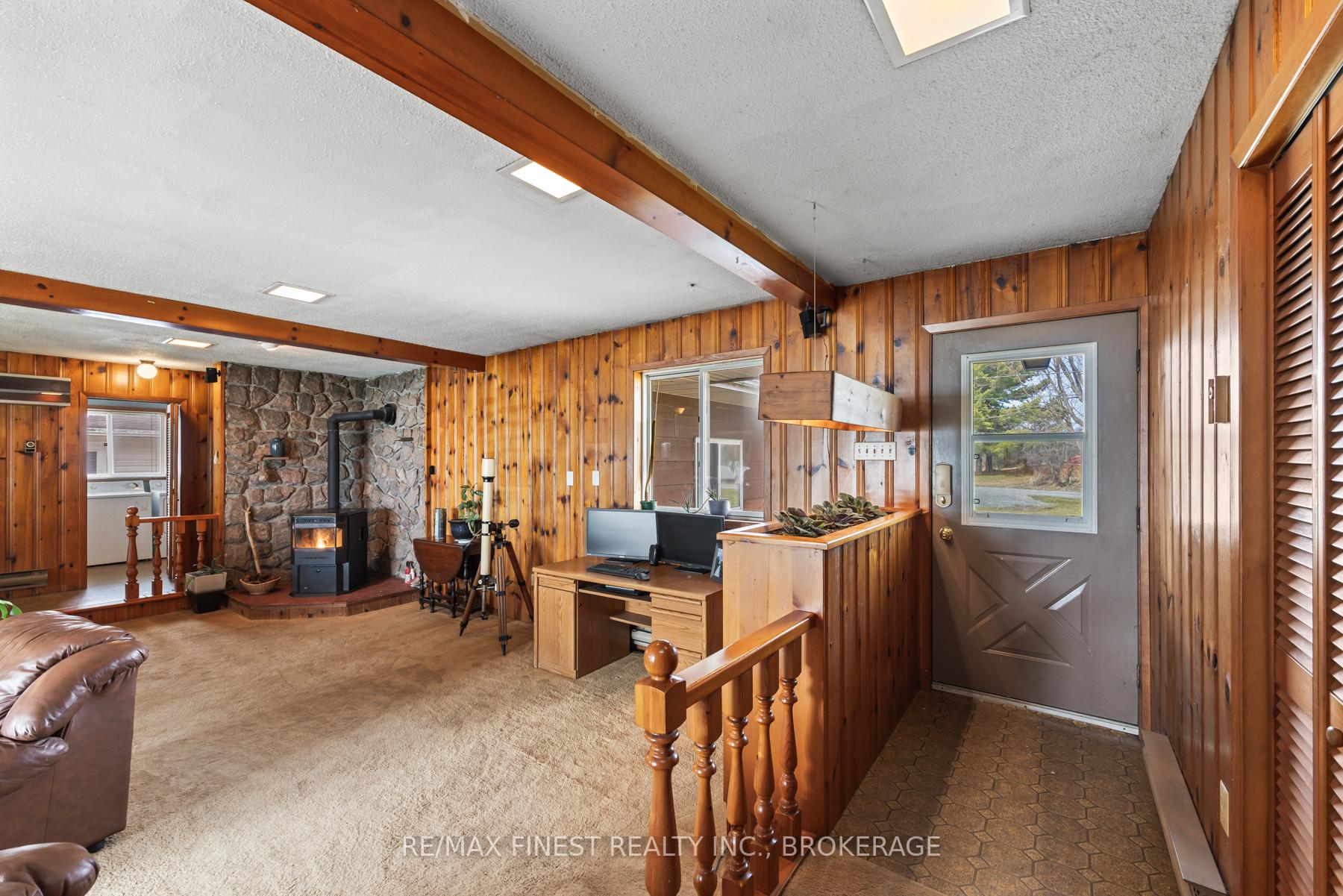 Photo 5 of 1028 Poppy Lane, Frontenac, Frontenac South — HOMEH