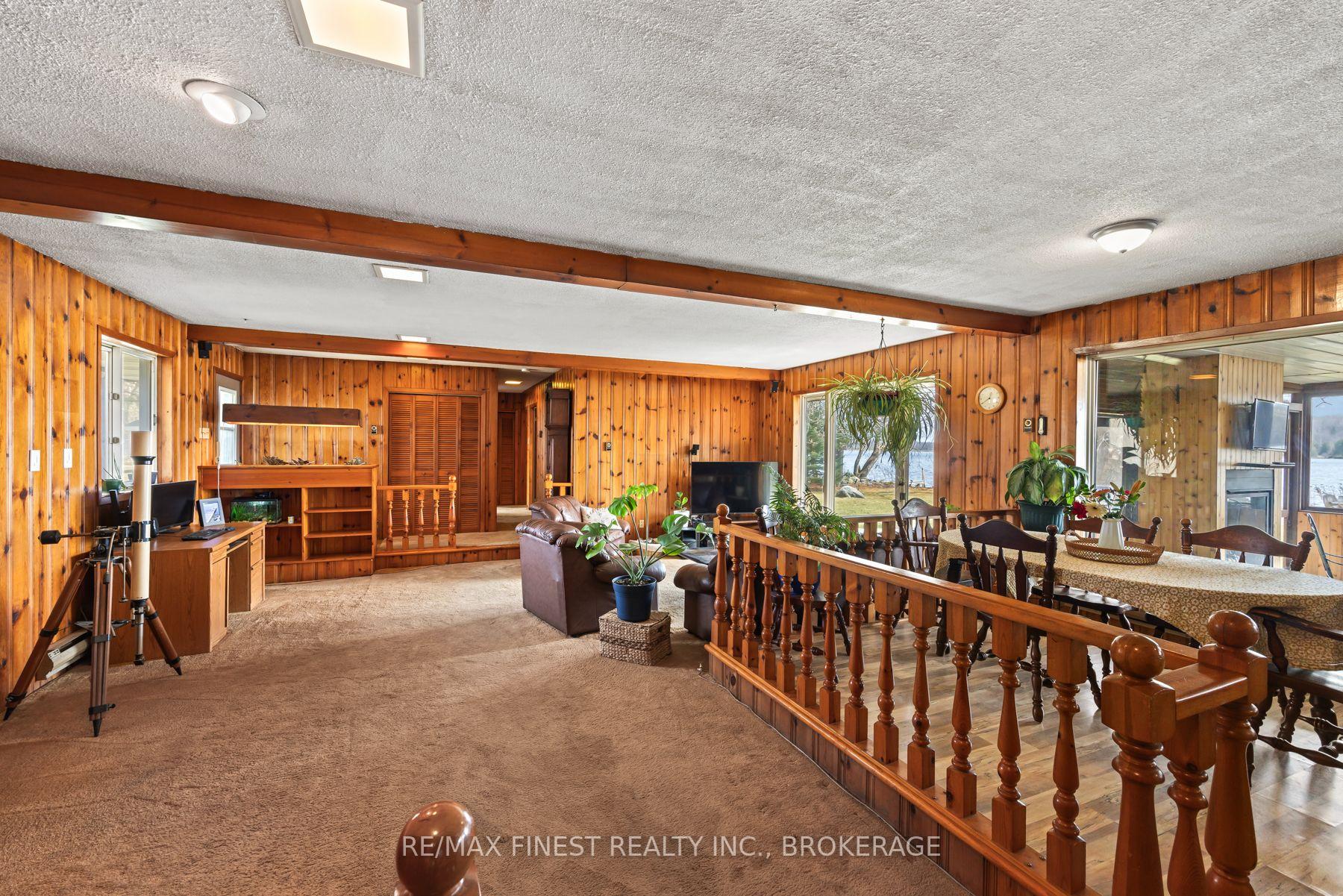 Photo 19 of 1028 Poppy Lane, Frontenac, Frontenac South — HOMEH
