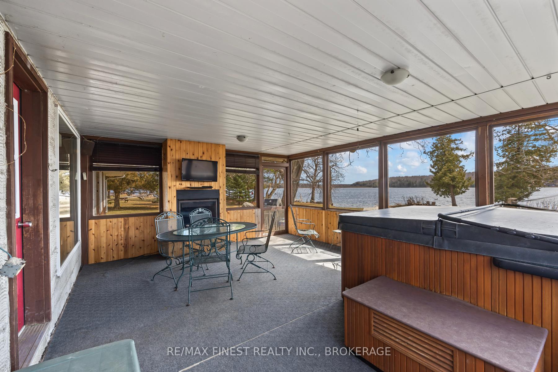 Photo 30 of 1028 Poppy Lane, Frontenac, Frontenac South — HOMEH