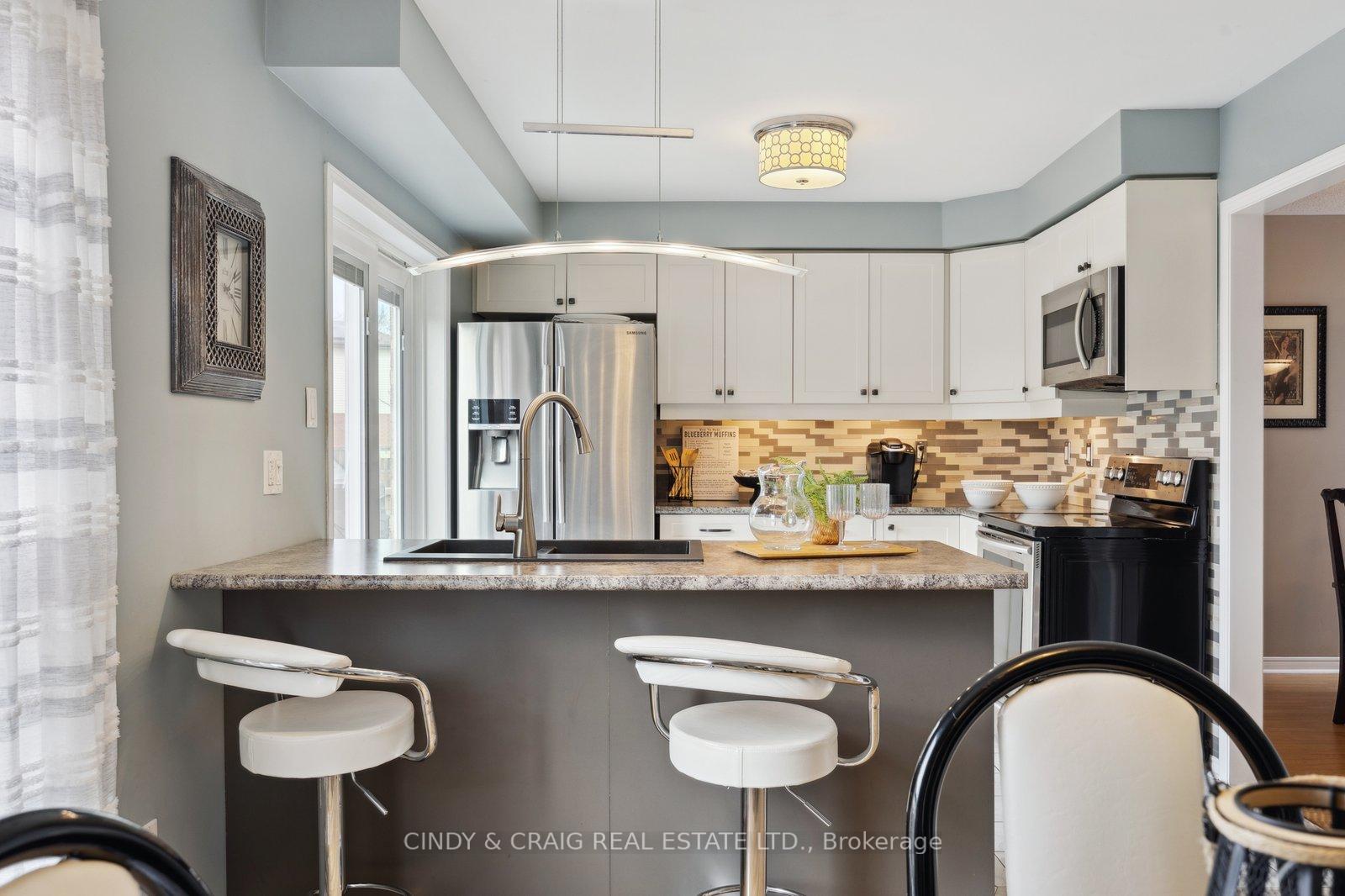 Photo 4 of 96 Oke Road, Clarington, Courtice — HOMEH