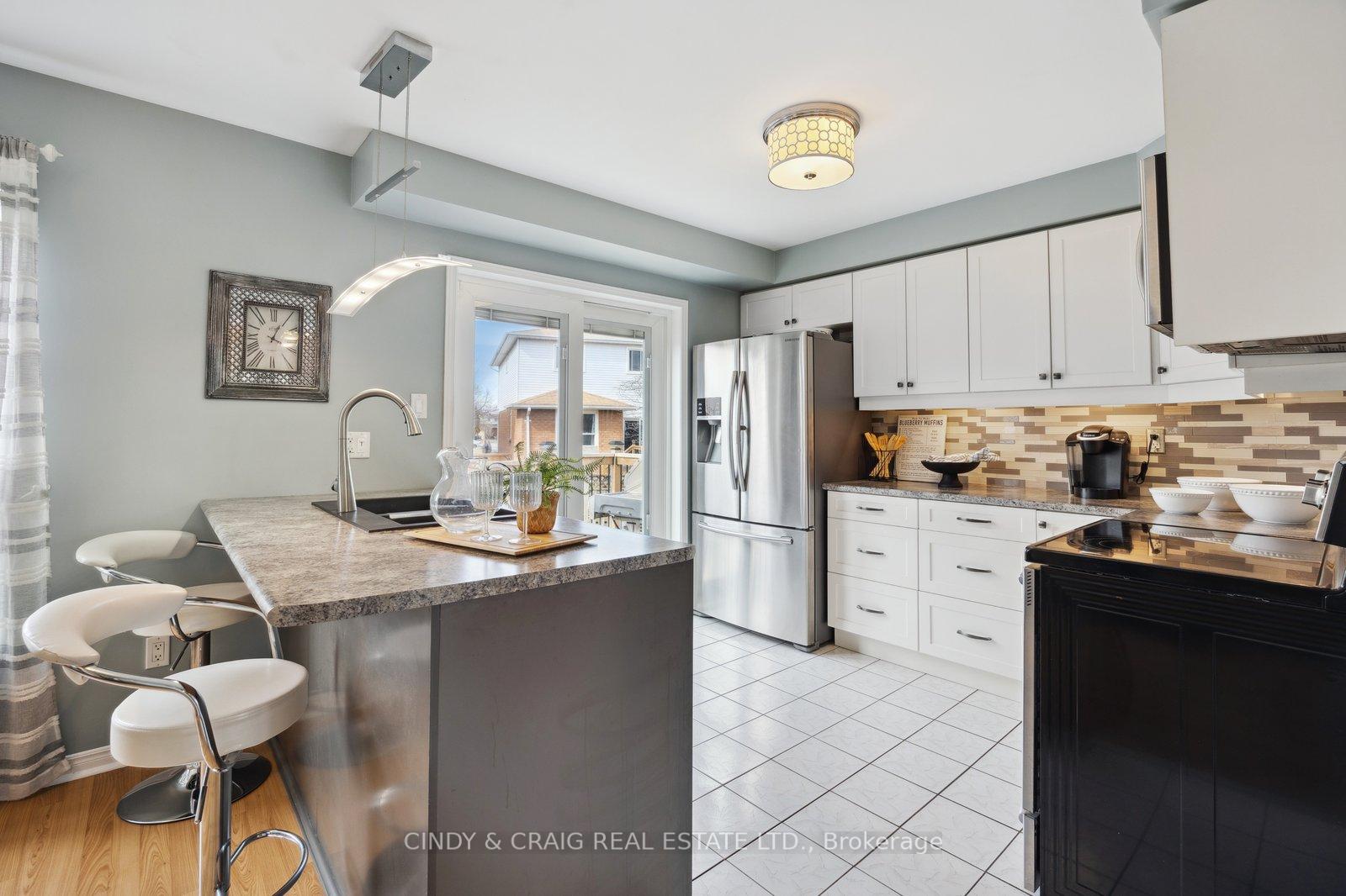 Photo 5 of 96 Oke Road, Clarington, Courtice — HOMEH