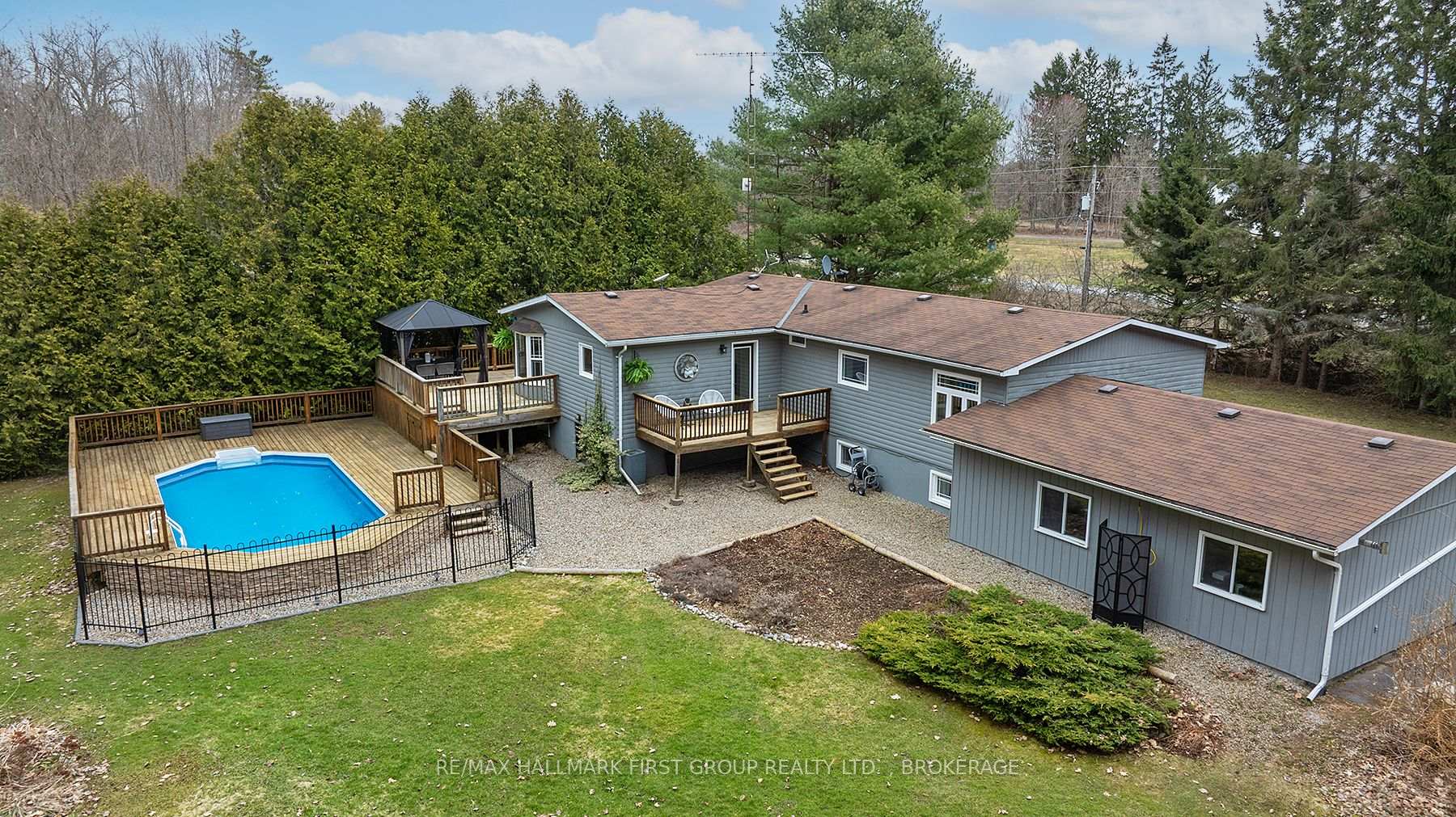 Photo 4 of 1262 Sunbury Road, Frontenac, Frontenac South — HOMEH