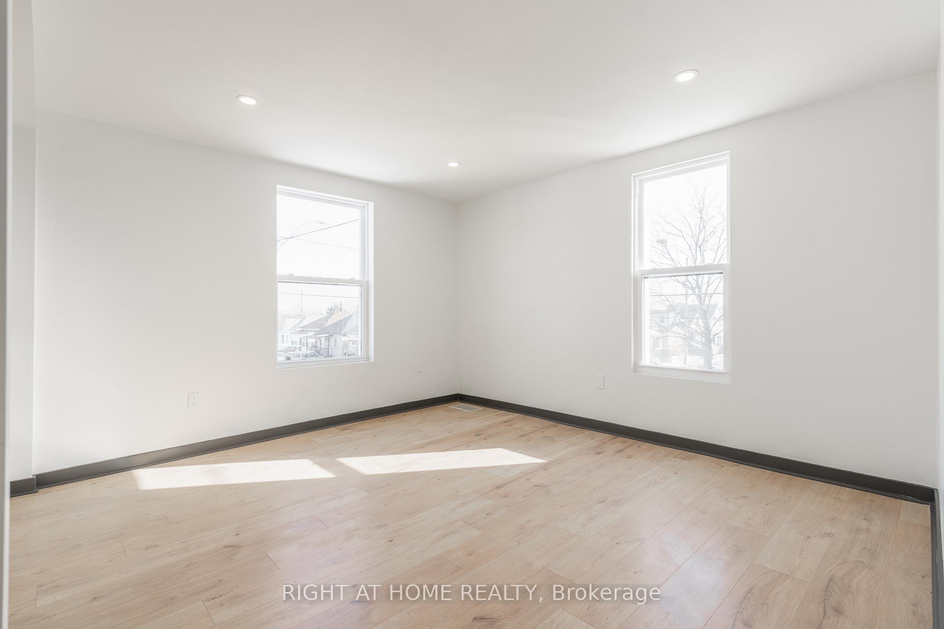 Photo 14 of 32 Britannia Avenue, Hamilton, Crown Point — HOMEH