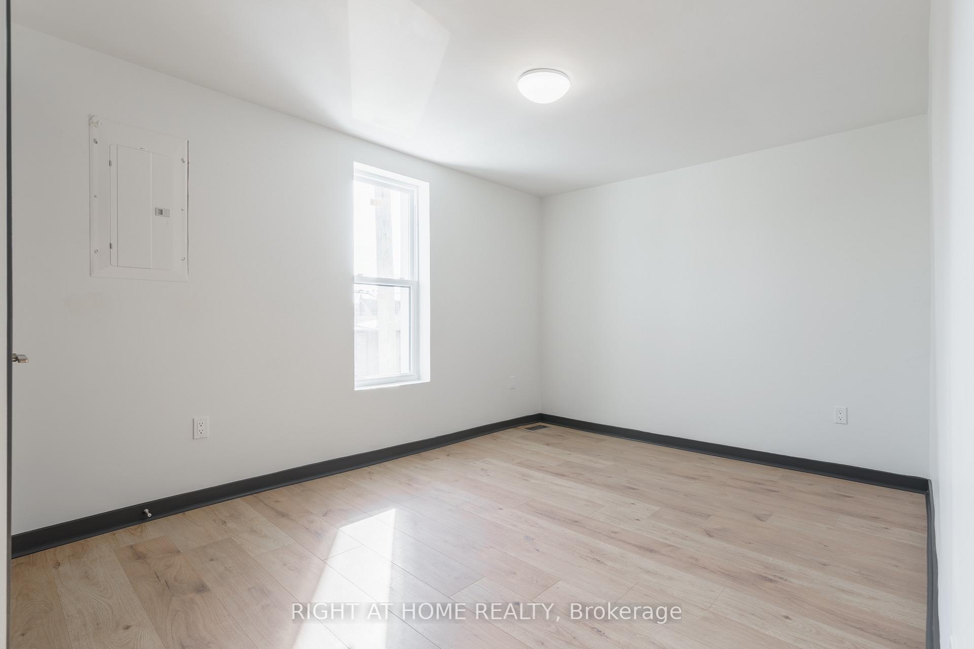 Photo 17 of 32 Britannia Avenue, Hamilton, Crown Point — HOMEH