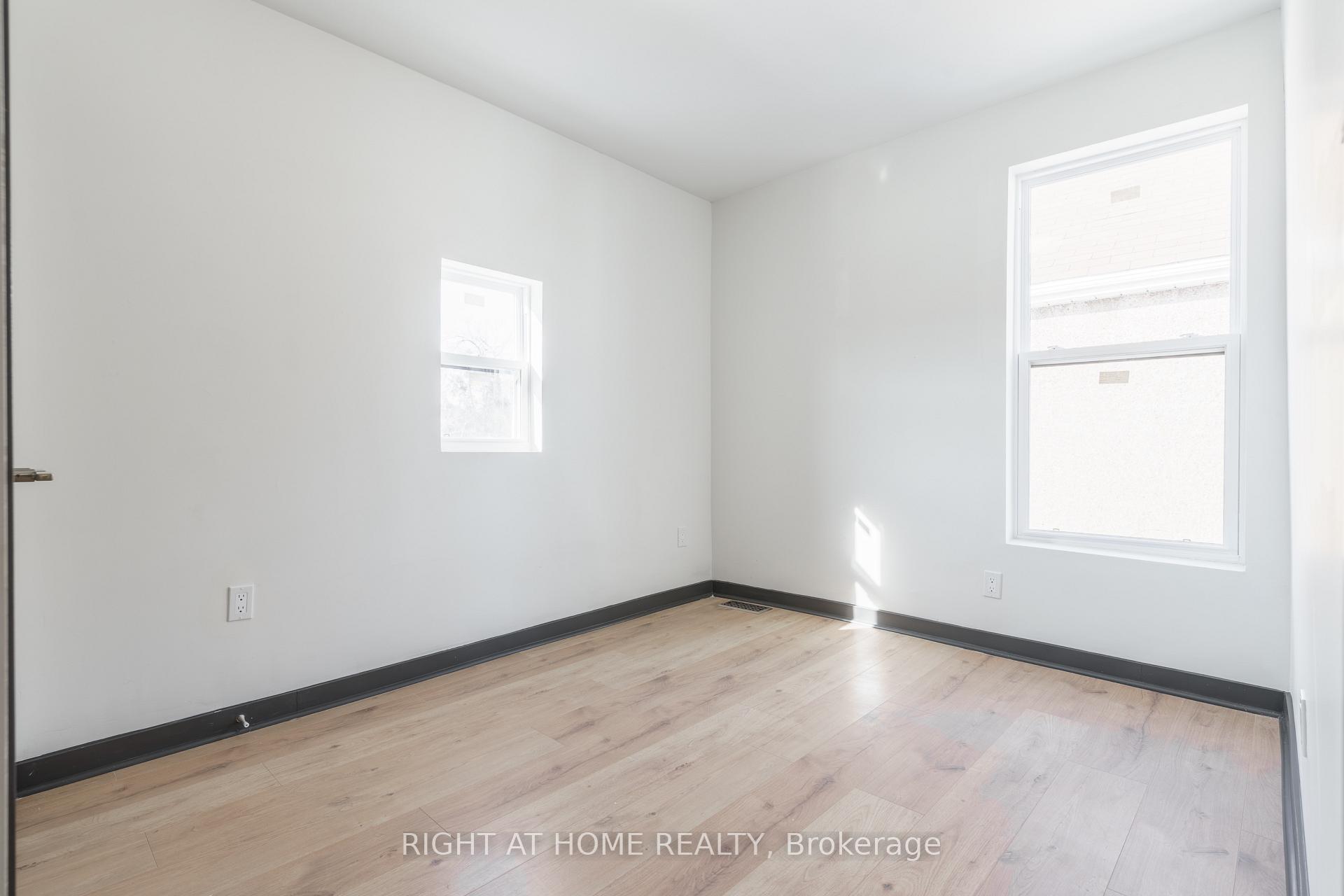 Photo 20 of 32 Britannia Avenue, Hamilton, Crown Point — HOMEH