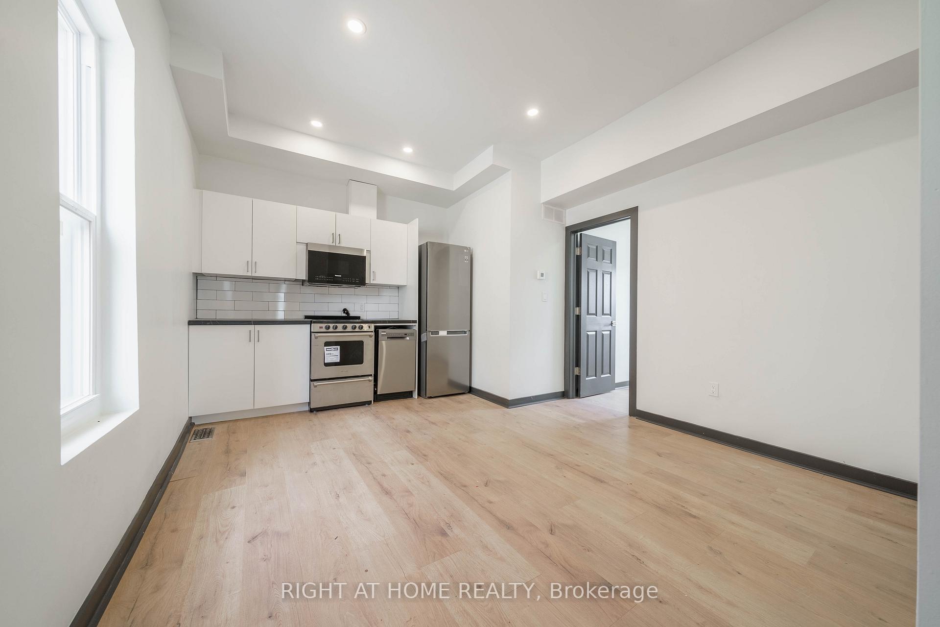 Photo 23 of 32 Britannia Avenue, Hamilton, Crown Point — HOMEH