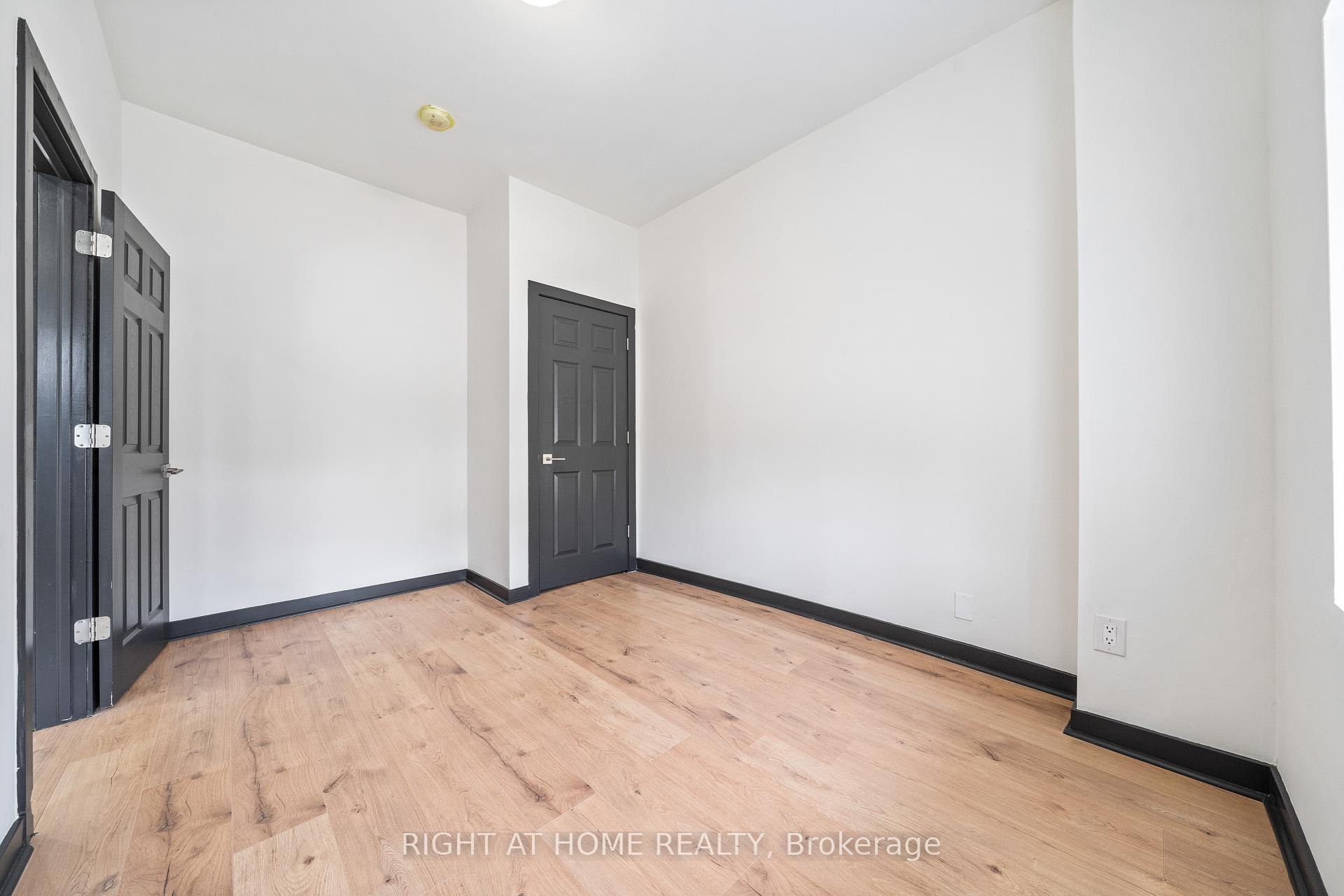 Photo 35 of 32 Britannia Avenue, Hamilton, Crown Point — HOMEH