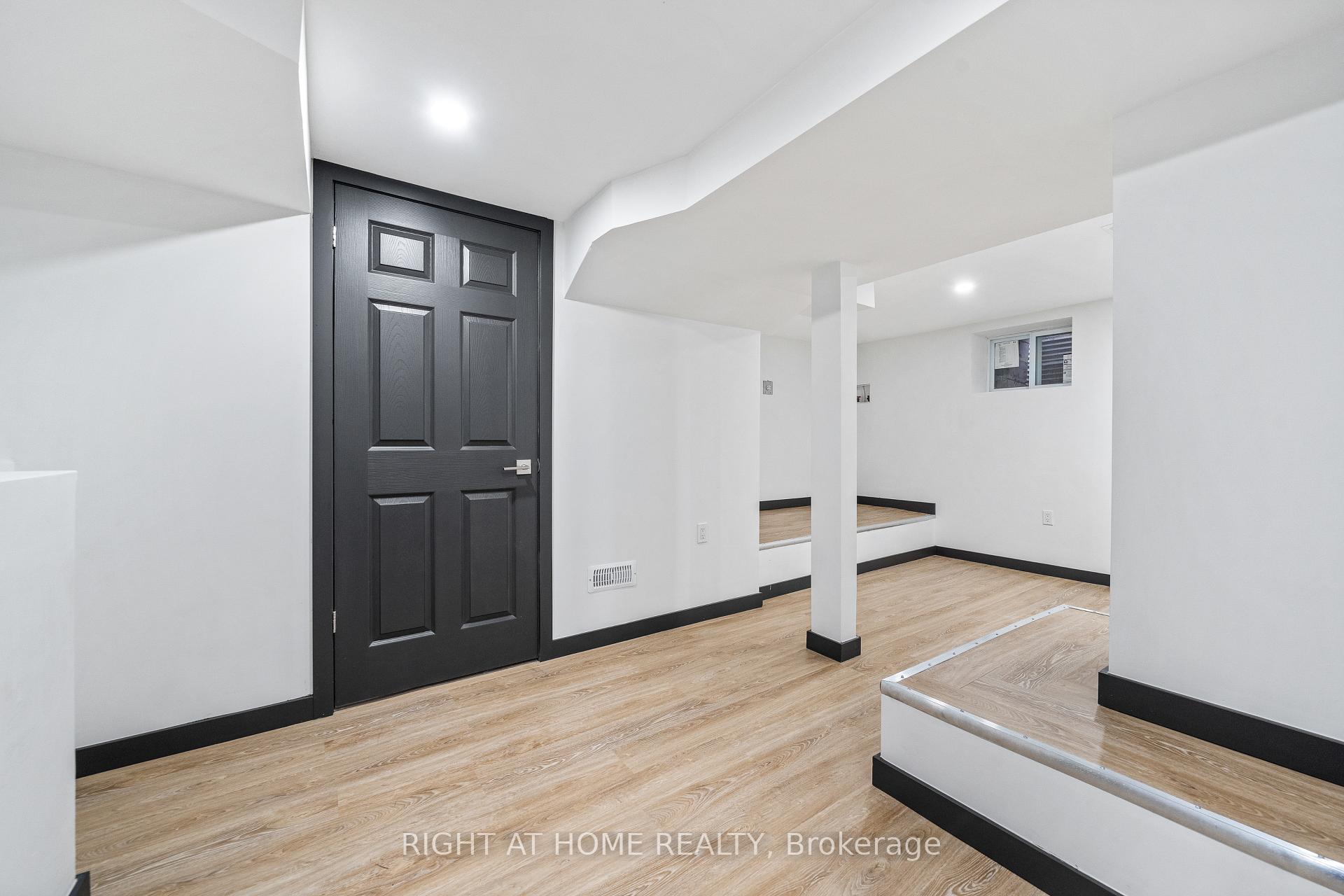 Photo 41 of 32 Britannia Avenue, Hamilton, Crown Point — HOMEH