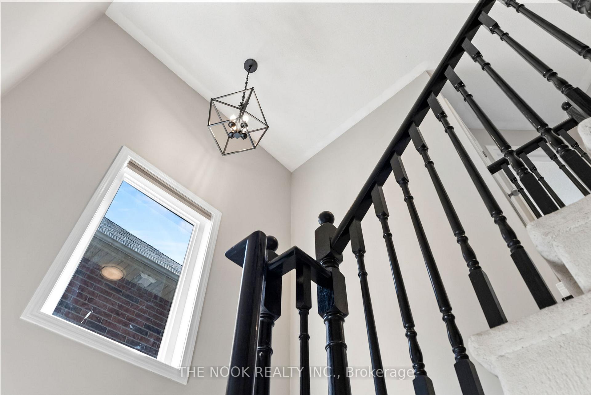 Photo 20 of 11 Ted Miller Crescent, Clarington, Bowmanville — HOMEH