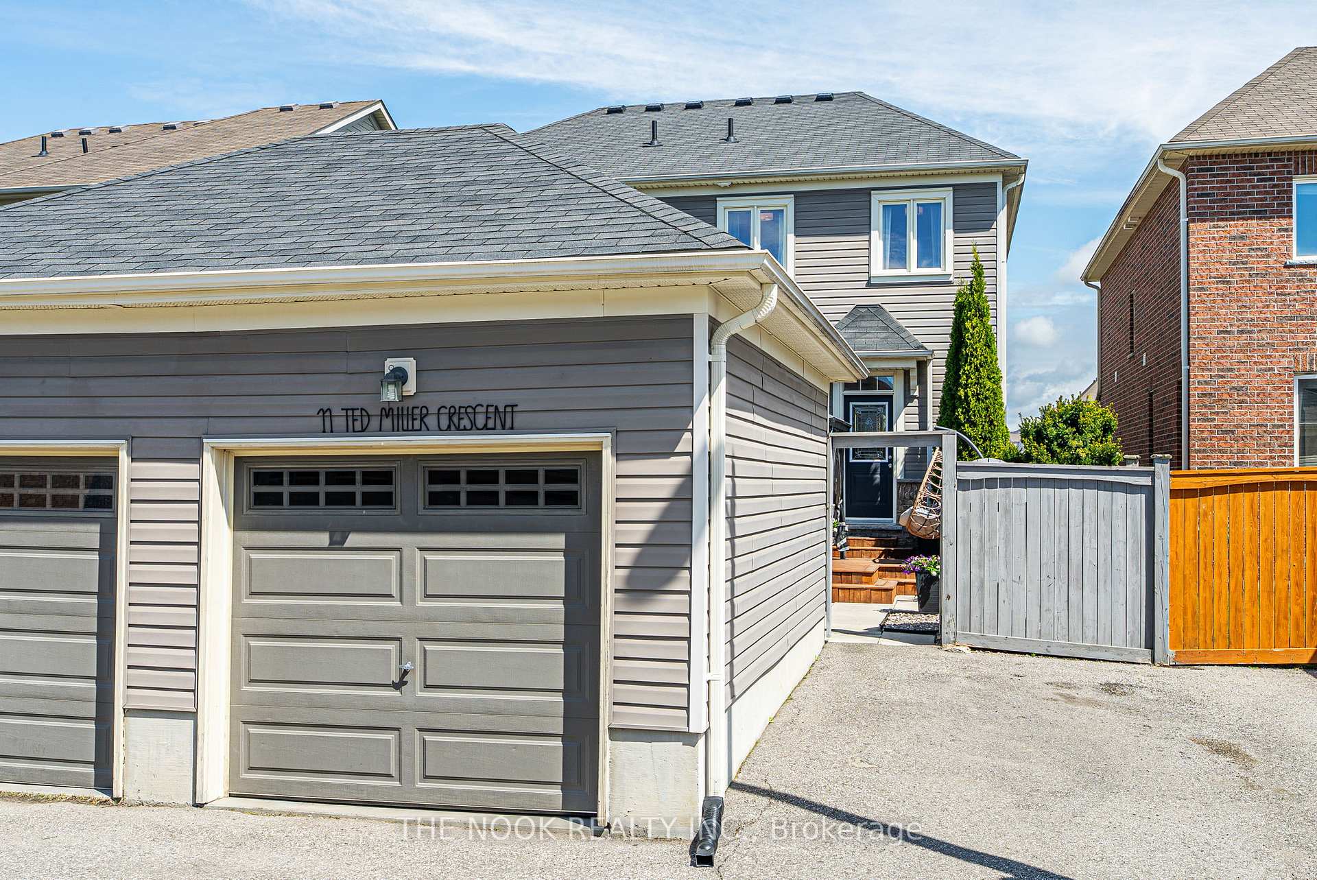 Photo 42 of 11 Ted Miller Crescent, Clarington, Bowmanville — HOMEH