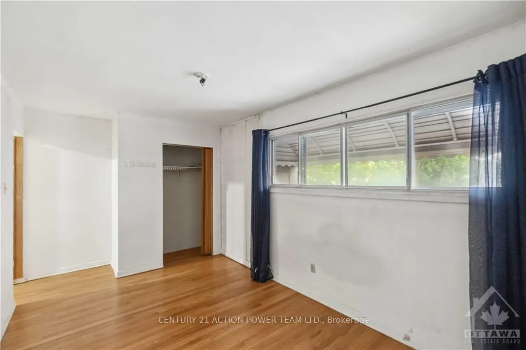 Photo 10 of 813 Maplewood Avenue, Ottawa, Queensway Terrace North — HOMEH