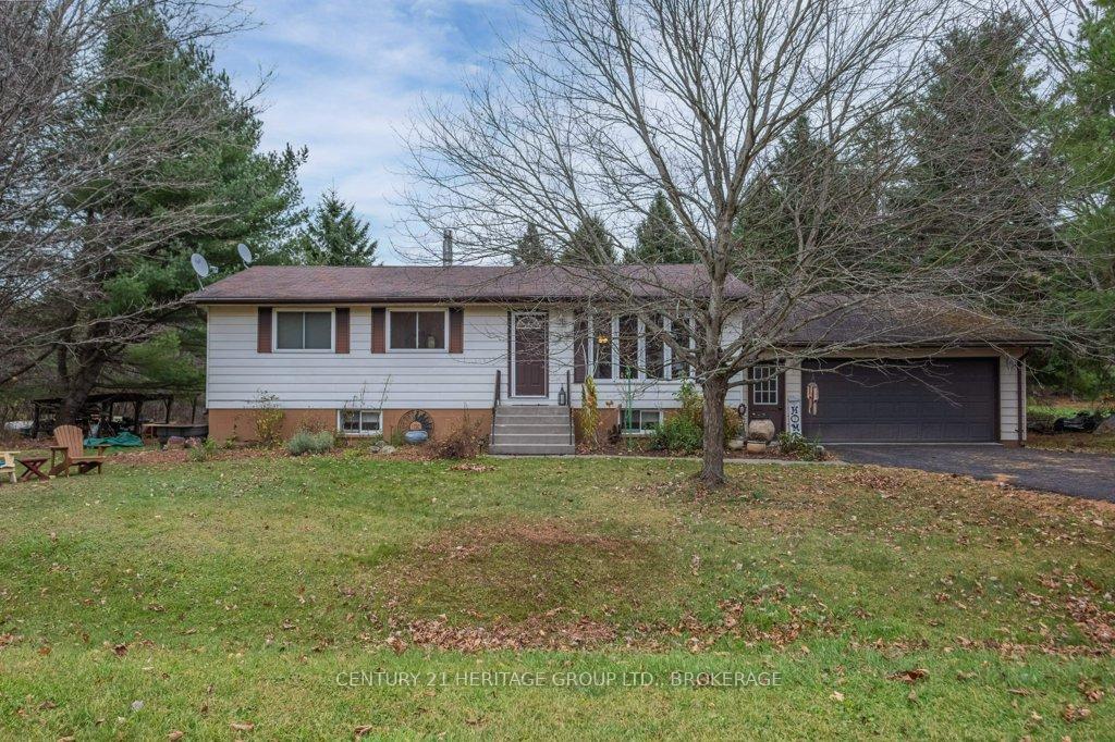Photo 2 of 6222 Kildeer Drive, Frontenac, Frontenac South — HOMEH