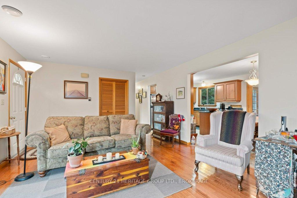 Photo 15 of 6222 Kildeer Drive, Frontenac, Frontenac South — HOMEH