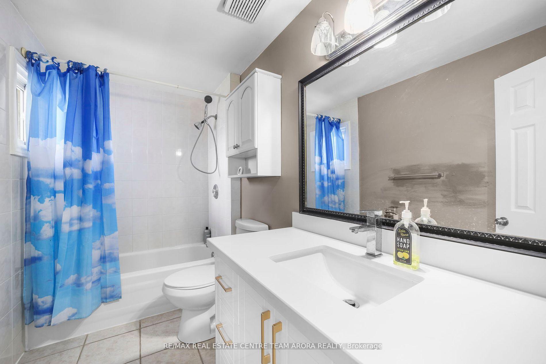 Photo 25 of 41 Caldwell Crescent, Brampton, Brampton East — HOMEH