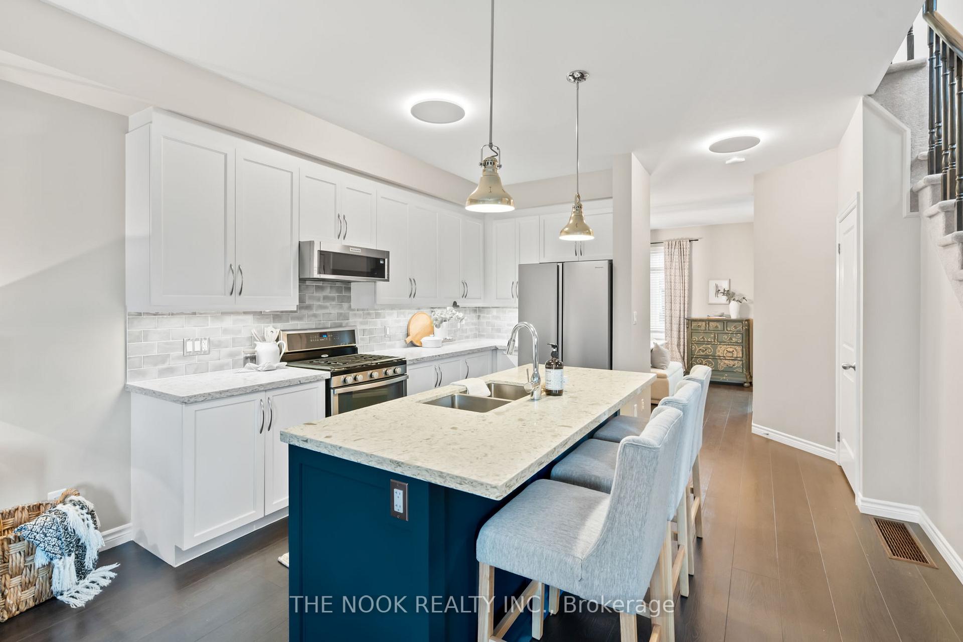 Photo 14 of 23 Ted Miller Crescent, Clarington, Bowmanville — HOMEH