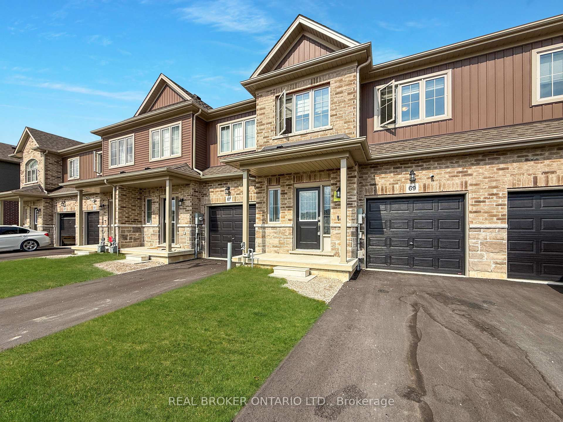 Photo 21 of 69 Lloyd Davies Way, Hamilton, Rural Glanbrook — HOMEH