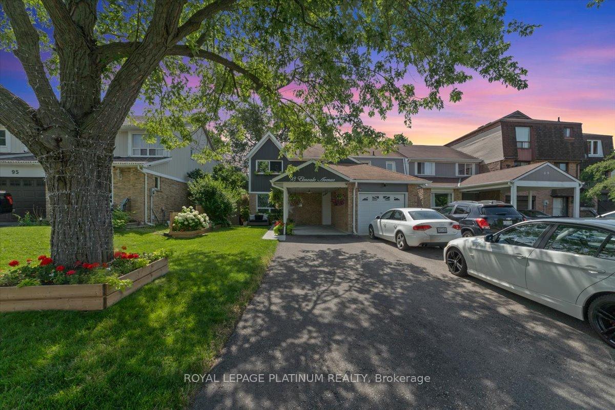 Photo 2 of 93 Elmvale Avenue, Brampton, Heart Lake West — HOMEH