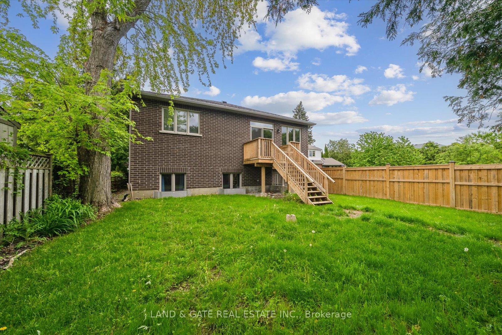 Photo 32 of 74 Lambs Lane, Clarington, Bowmanville — HOMEH