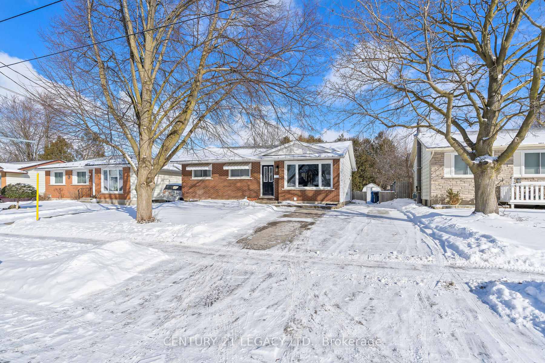 Front of 72 Ferndale Avenue