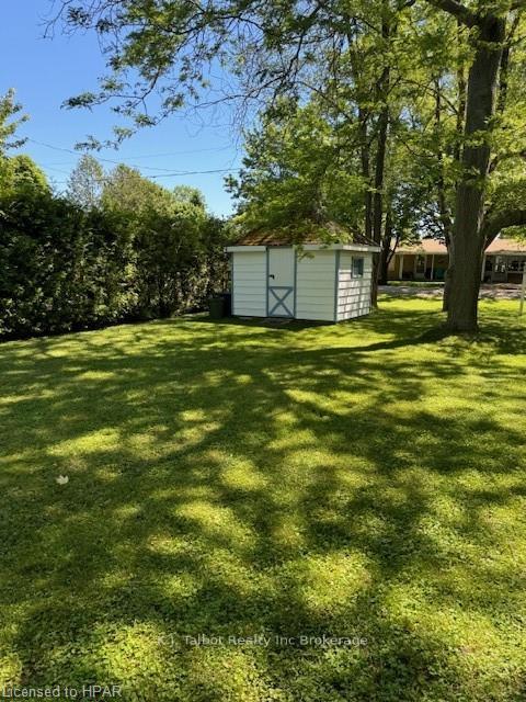 Photo 2 of 75537 Elliot St, Bluewater, Bayfield — HOMEH