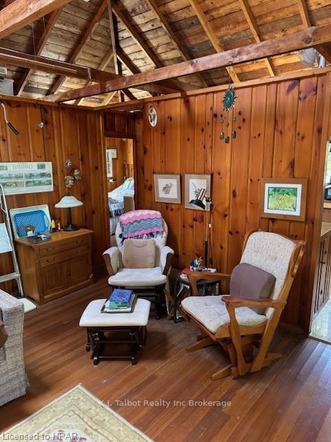 Photo 5 of 75537 Elliot St, Bluewater, Bayfield — HOMEH