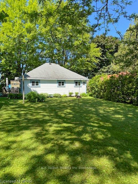 Photo 16 of 75537 Elliot St, Bluewater, Bayfield — HOMEH