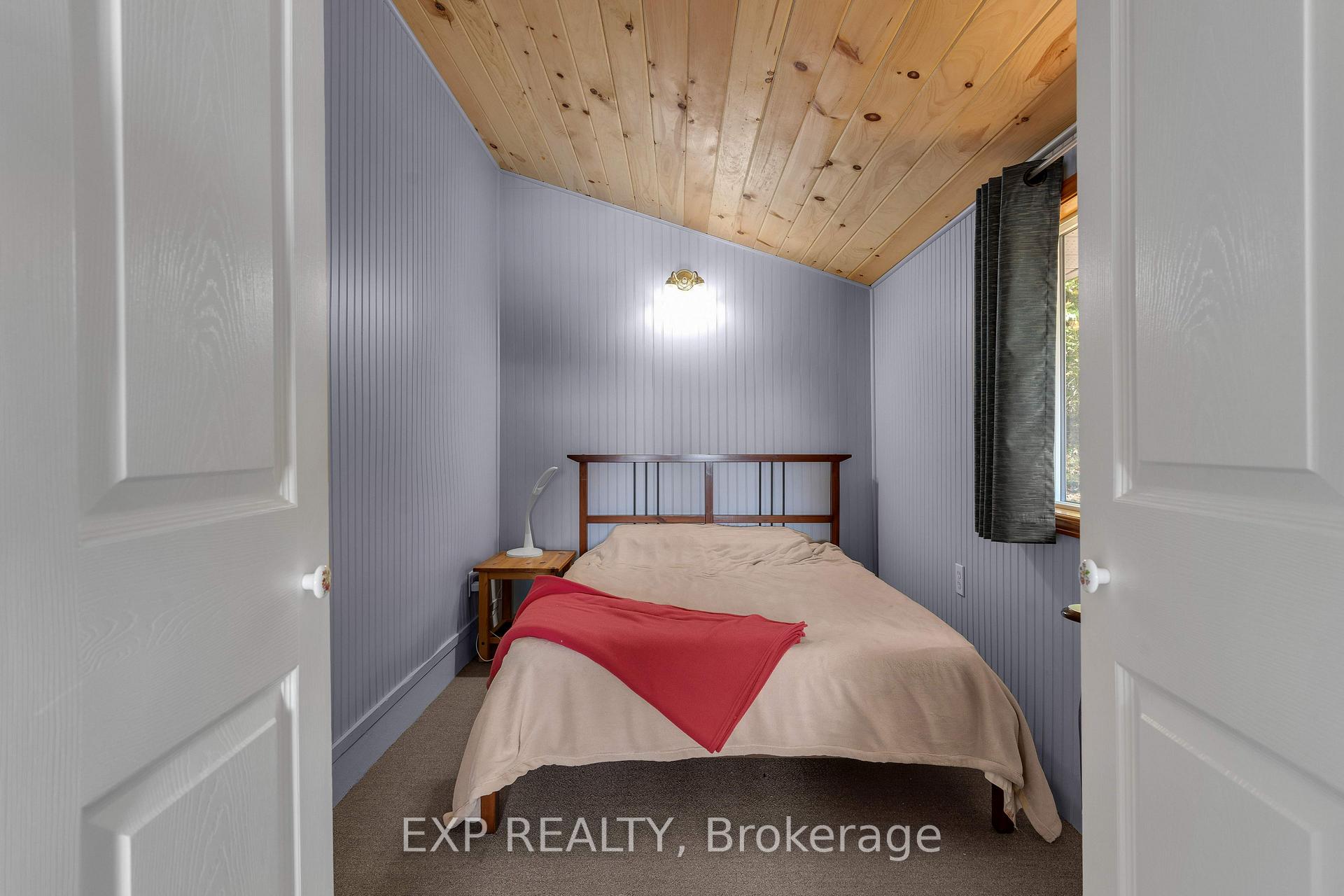 Photo 15 of 1030 Pete's Lane, Frontenac, Frontenac South — HOMEH