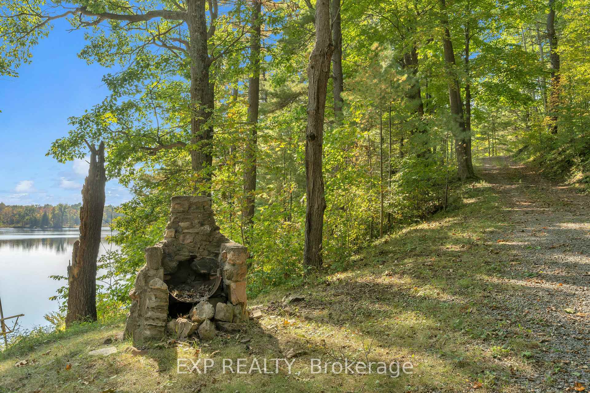Photo 28 of 1030 Pete's Lane, Frontenac, Frontenac South — HOMEH