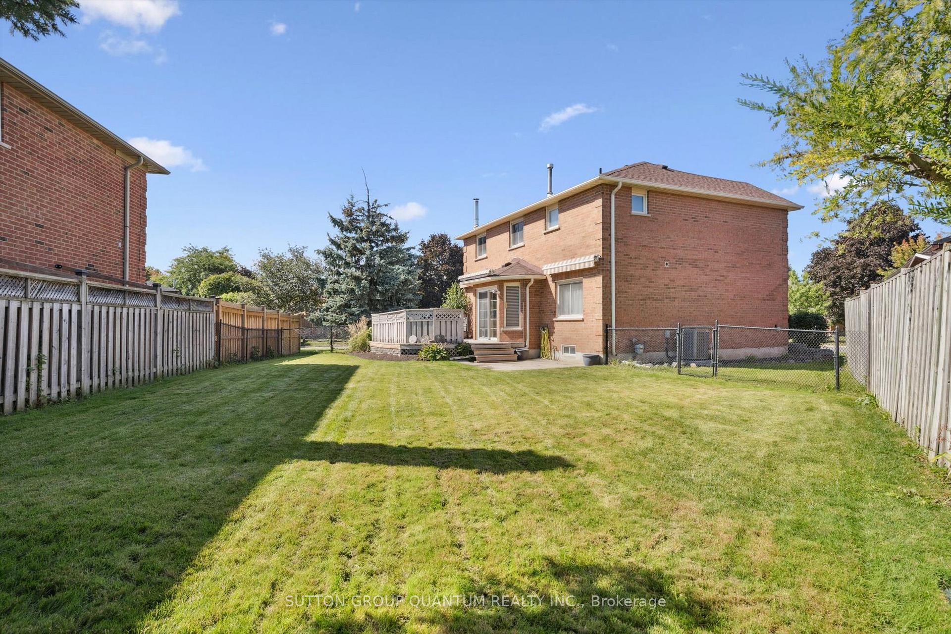 Photo 28 of 66 Corkett Drive, Brampton, Northwood Park — HOMEH