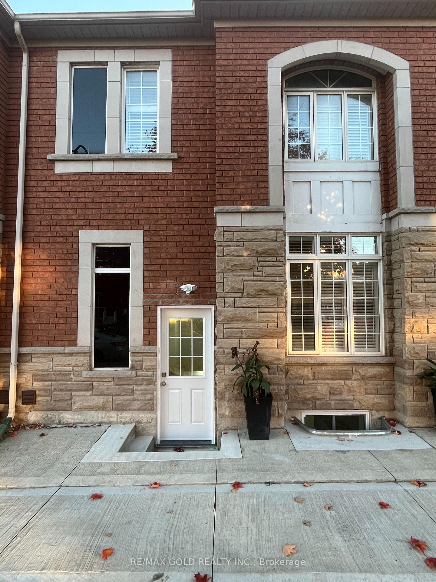 Photo 1 of 28 Clearjoy Street, Brampton, Madoc — HOMEH