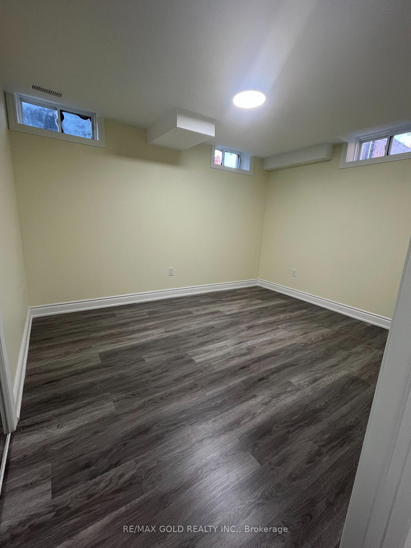 Photo 7 of 28 Clearjoy Street, Brampton, Madoc — HOMEH
