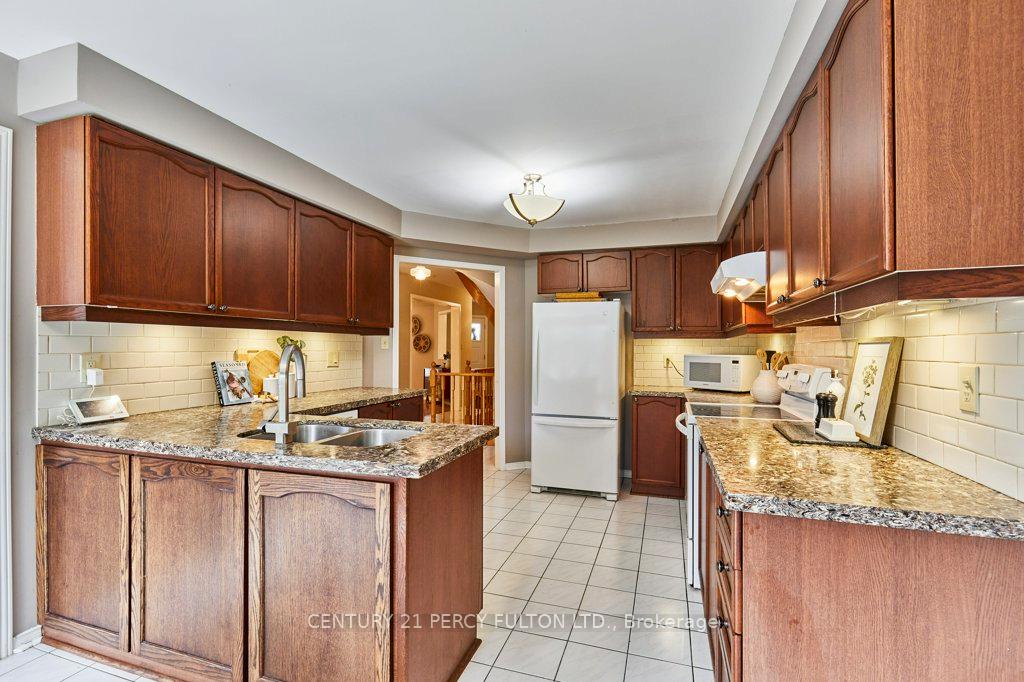 Photo 7 of 46 Reese Avenue, Ajax, Central West — HOMEH