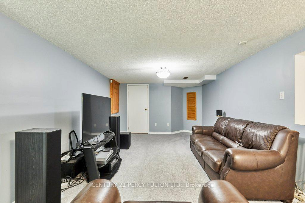 Photo 28 of 46 Reese Avenue, Ajax, Central West — HOMEH