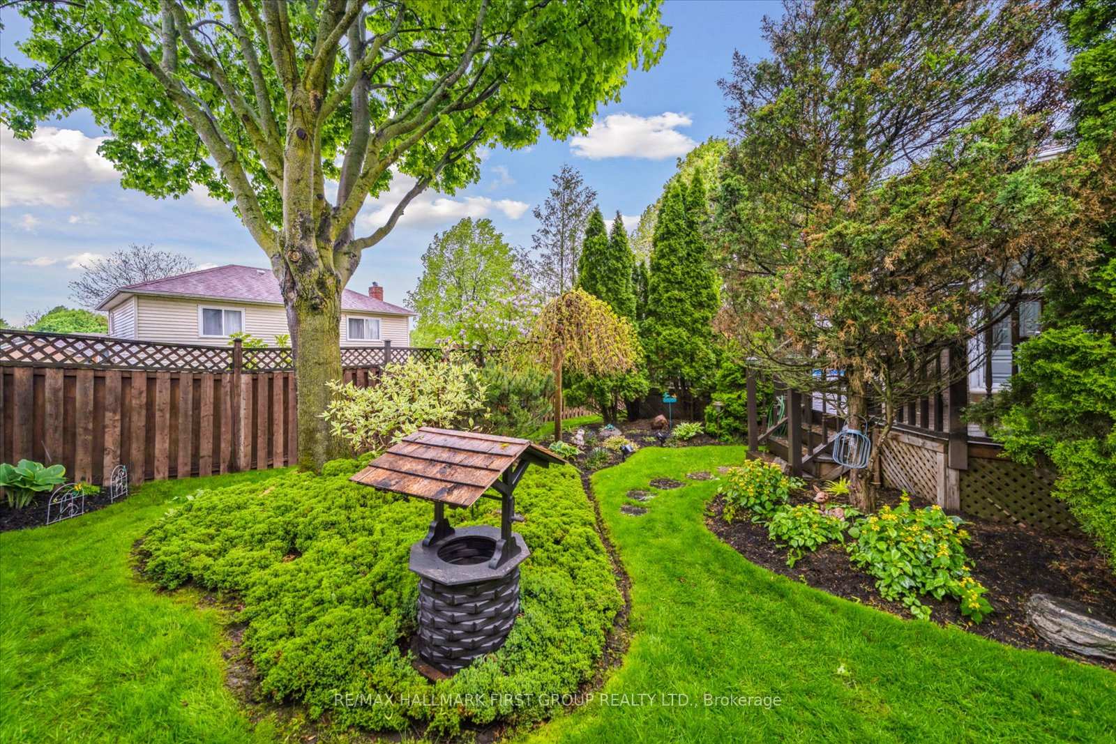 Photo 27 of 50 Lillian Crescent, Clarington, Newcastle — HOMEH