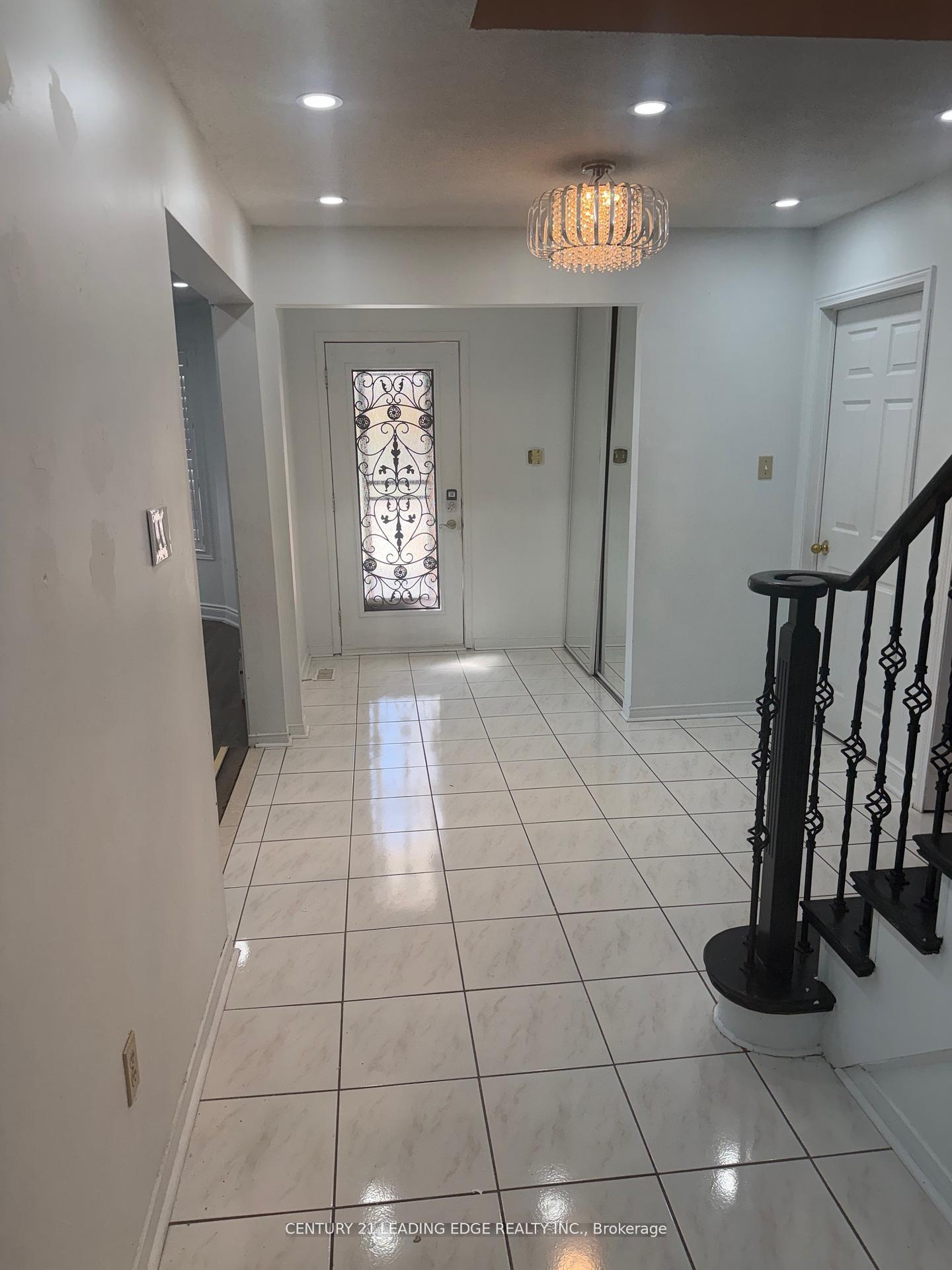 Photo 2 of 434 Rutherford Road N, Brampton, Madoc — HOMEH