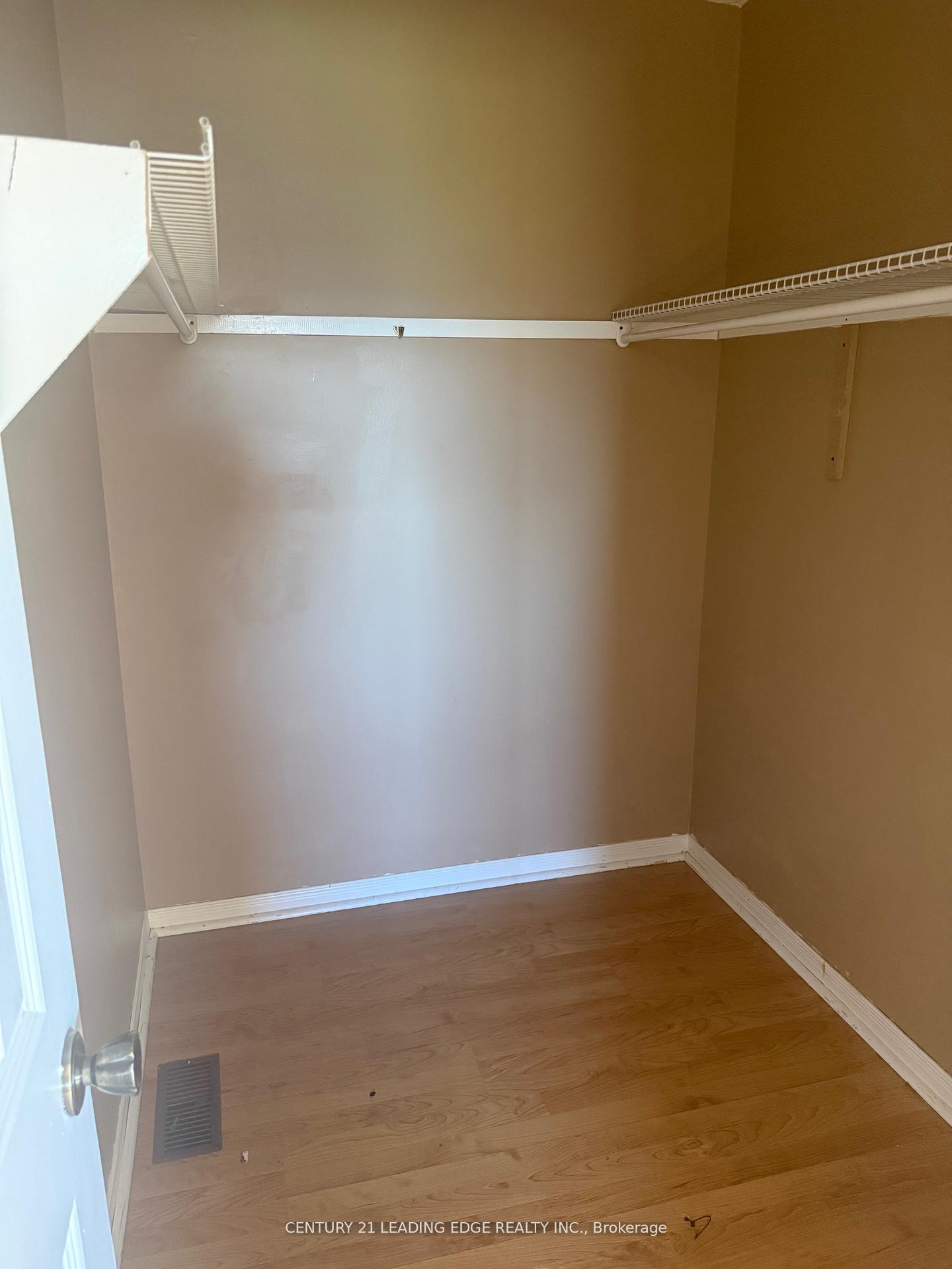Photo 8 of 434 Rutherford Road N, Brampton, Madoc — HOMEH