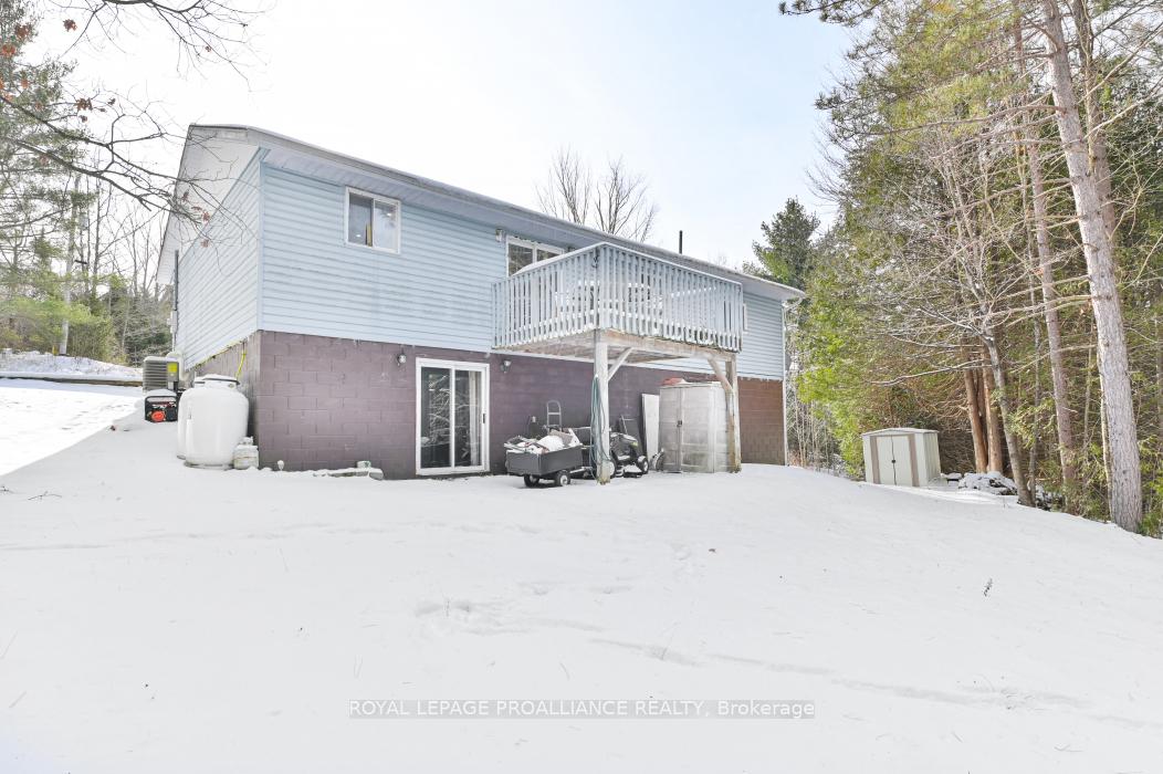 Photo 3 of 1115 Wintergreen Road, Frontenac, Frontenac North — HOMEH