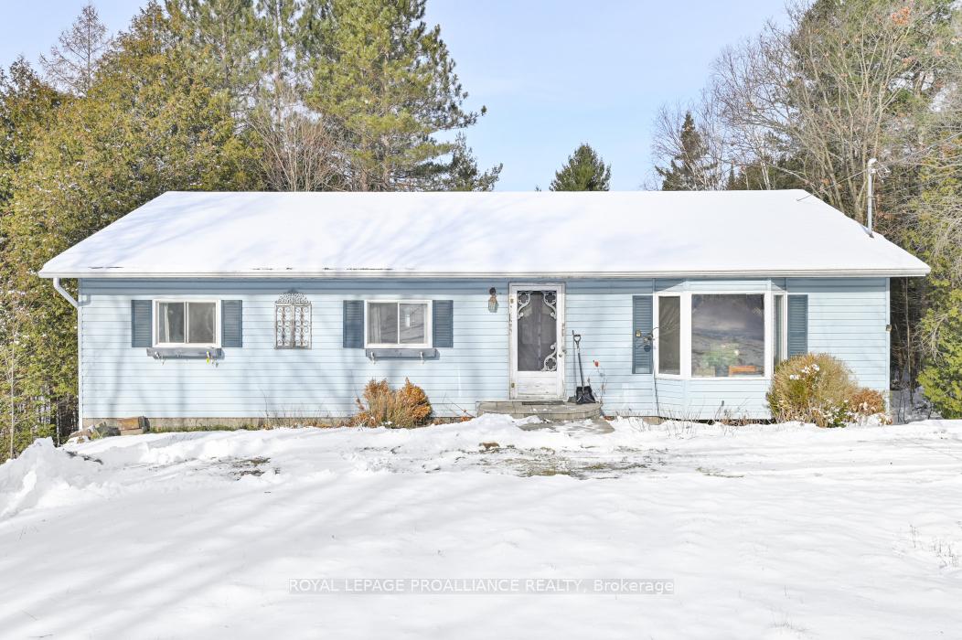 Photo 5 of 1115 Wintergreen Road, Frontenac, Frontenac North — HOMEH