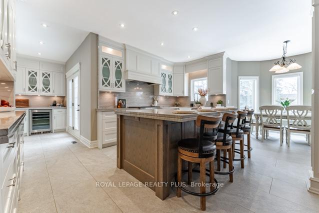 Photo 16 of 11 Treeview Crescent, Caledon, Rural Caledon — HOMEH