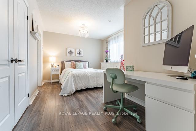 Photo 32 of 11 Treeview Crescent, Caledon, Rural Caledon — HOMEH