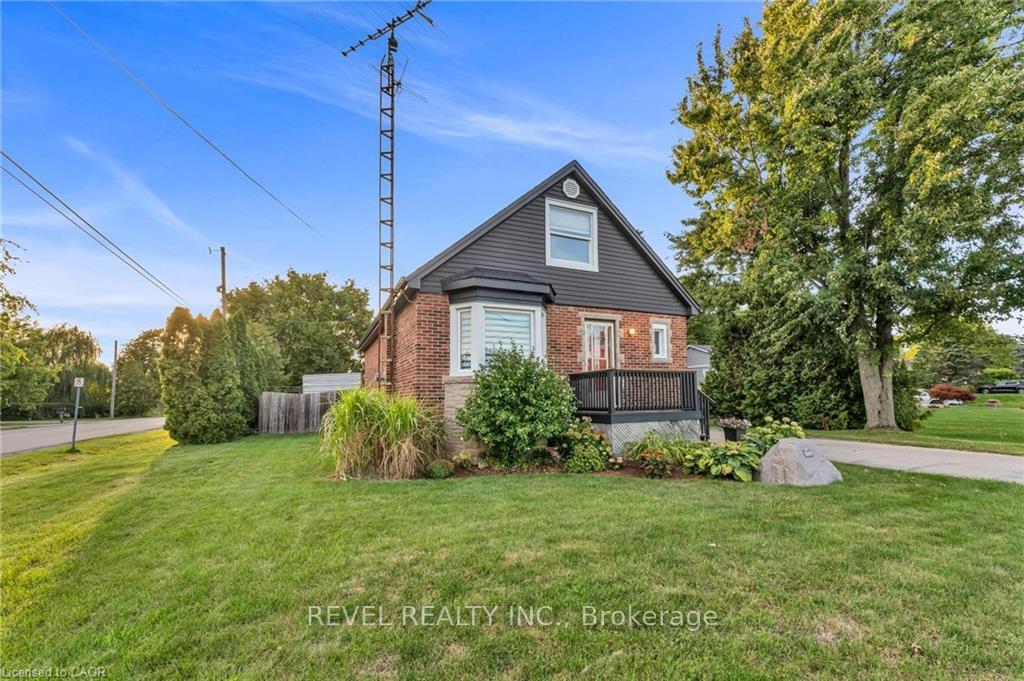 Photo 3 of 680 Woodburn Road, Hamilton, Woodburn — HOMEH