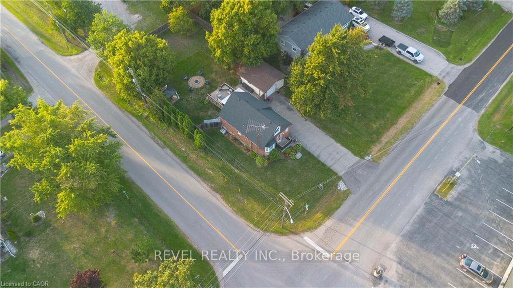 Photo 6 of 680 Woodburn Road, Hamilton, Woodburn — HOMEH