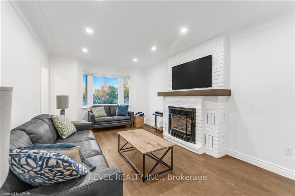 Photo 17 of 680 Woodburn Road, Hamilton, Woodburn — HOMEH