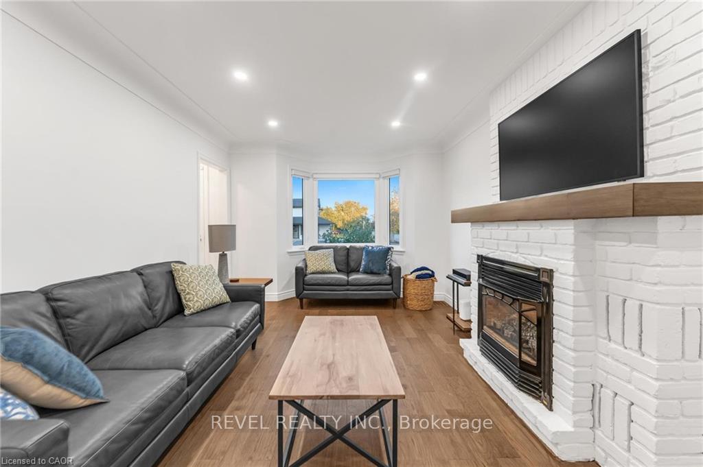 Photo 18 of 680 Woodburn Road, Hamilton, Woodburn — HOMEH